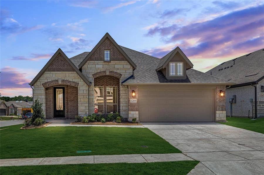 Property photo for 1269 Emily Drive, Trenton, TX