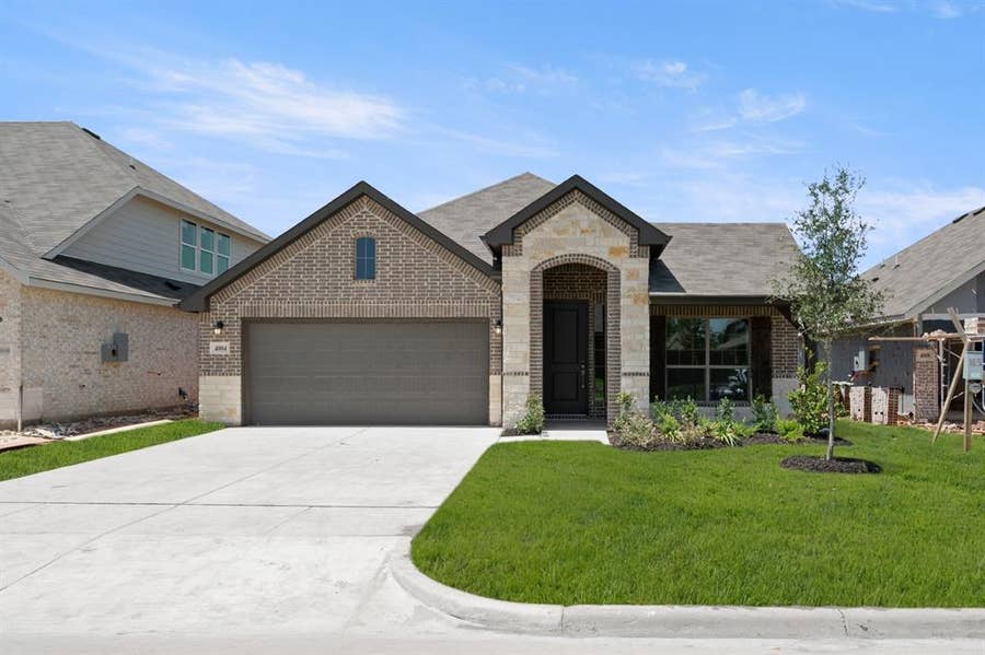 Property photo for 4004 Kitts Road, Granbury, TX