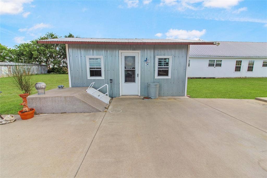 455 Hughes Cemetery Road, Italy, TX 76651 455 Hughes Cemetery Road, Italy, TX 76651