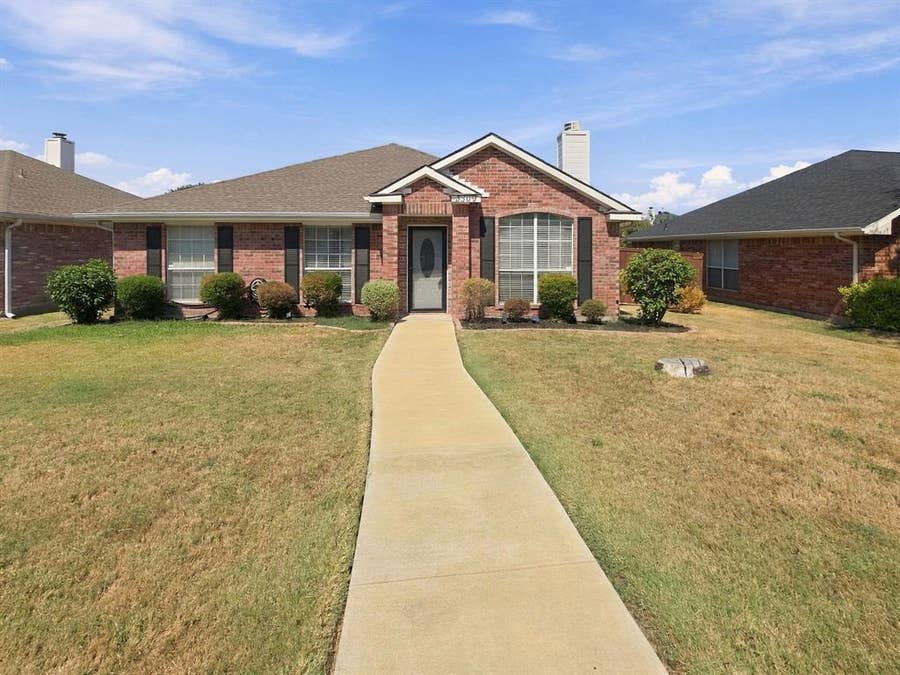 Property photo for 3309 Welch Lane, Sachse, TX
