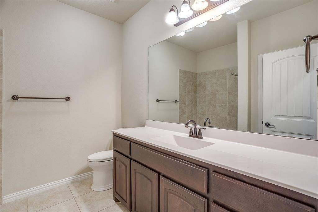 213 Park Villa Lane, Aledo, TX 76008 213 Park Villa Lane, Aledo, TX 76008