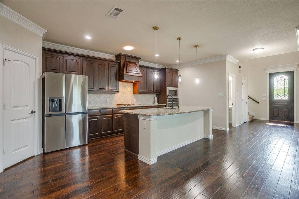 213 Park Villa Lane, Aledo, TX 76008 213 Park Villa Lane, Aledo, TX 76008