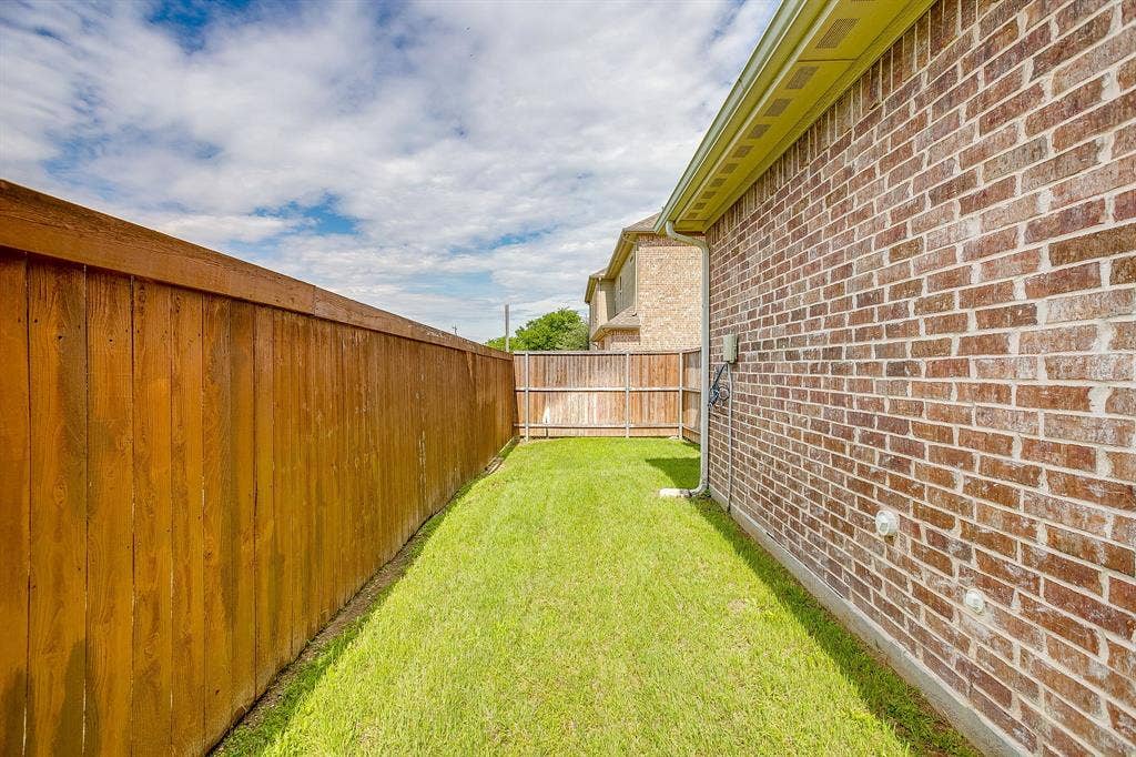 213 Park Villa Lane, Aledo, TX 76008 213 Park Villa Lane, Aledo, TX 76008