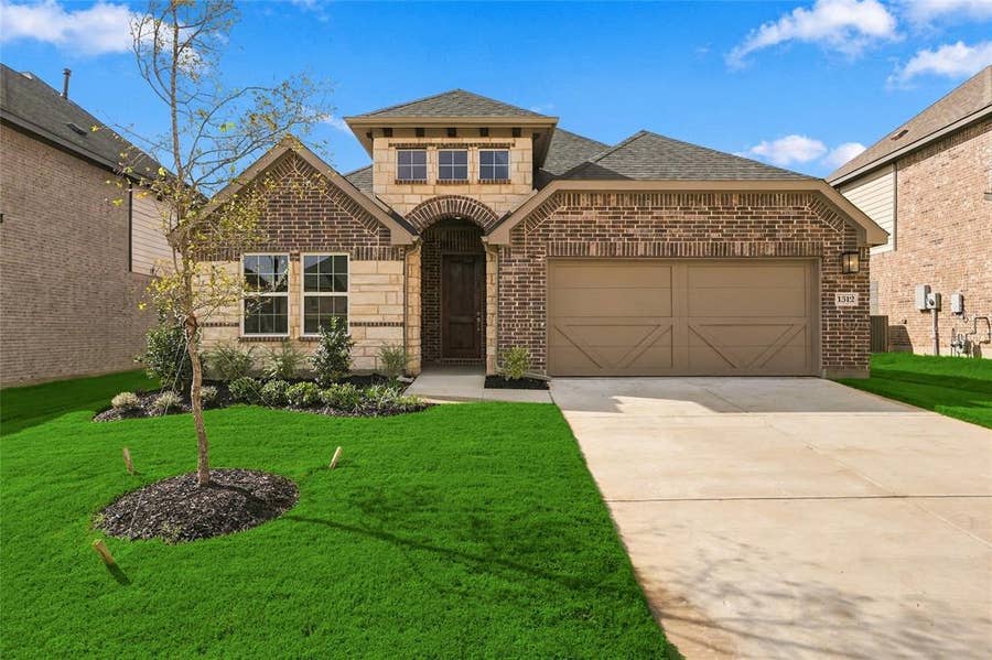 Property photo for 1312 Huntington Drive, Anna, TX
