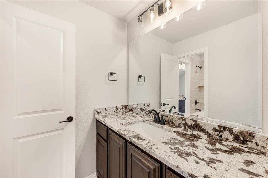 202 Memory Lane, Waxahachie, TX 75165 202 Memory Lane, Waxahachie, TX 75165