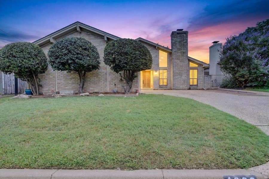 Property photo for 4083 Hidden View Circle, Fort Worth, TX