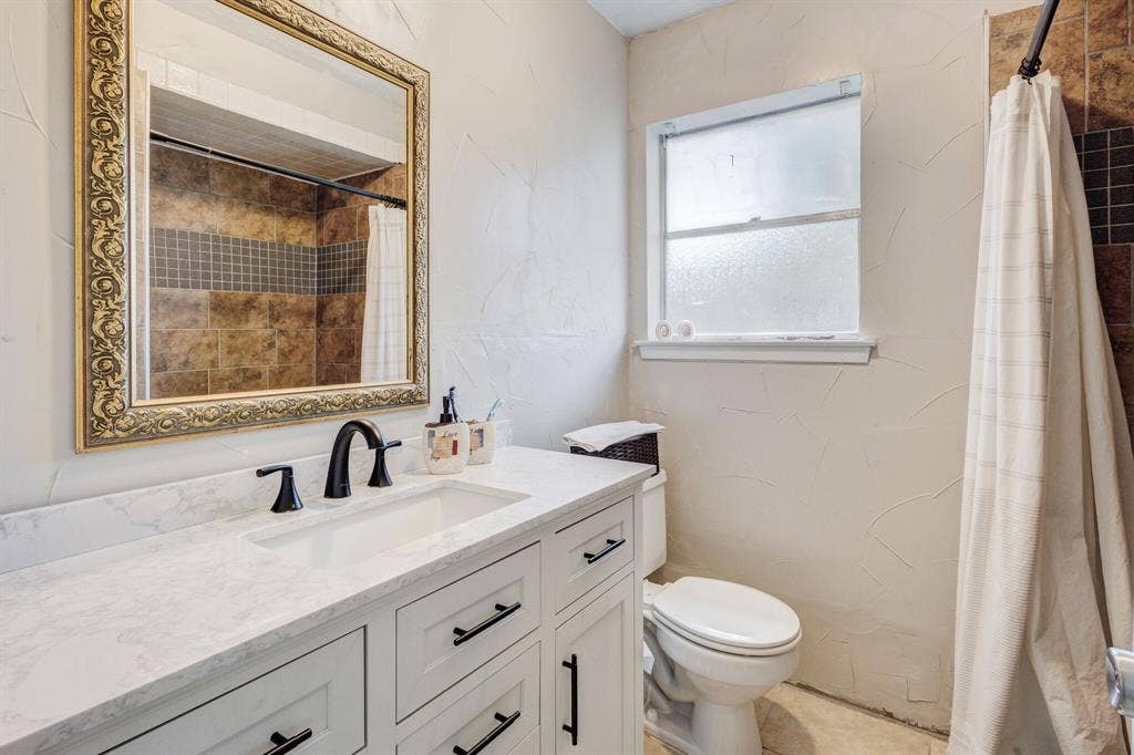 509 E Phillips Court, Grand Prairie, TX 75051 509 E Phillips Court, Grand Prairie, TX 75051