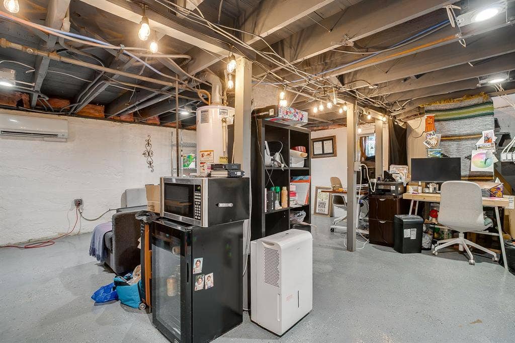 2200 W Magnolia Avenue, Fort Worth, TX 76110 2200 W Magnolia Avenue, Fort Worth, TX 76110