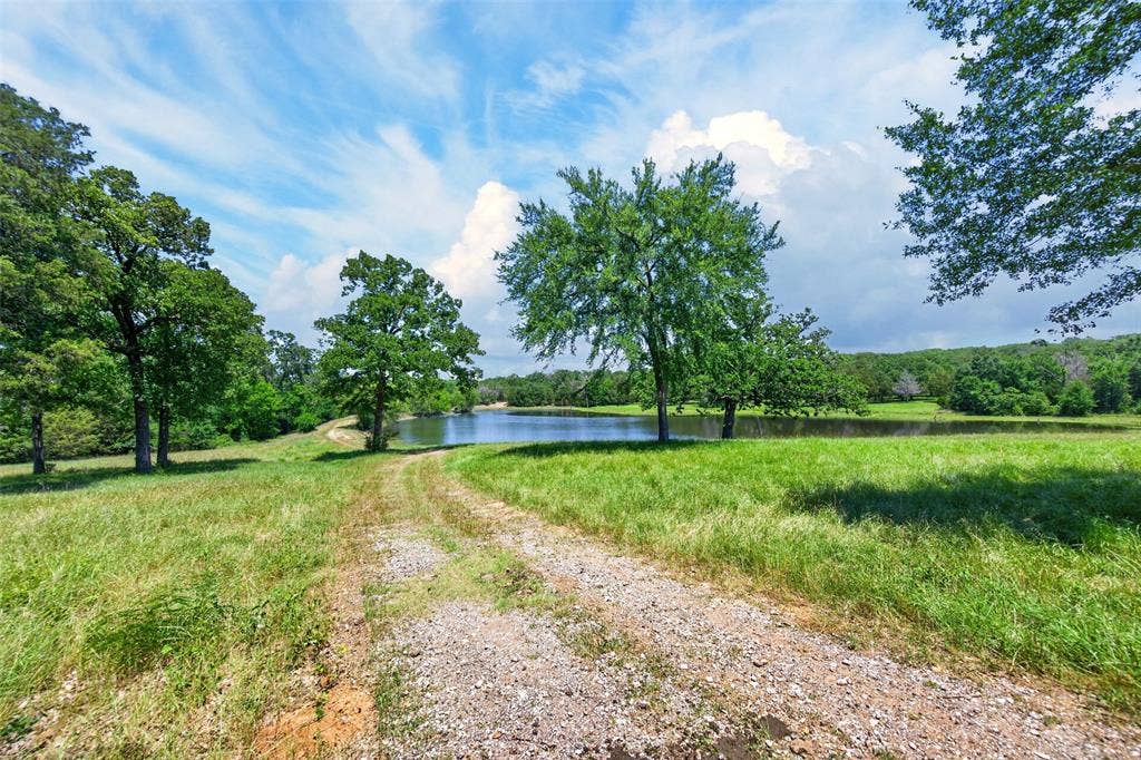 1053 ACR 499, Athens, TX 75751 1053 ACR 499, Athens, TX 75751