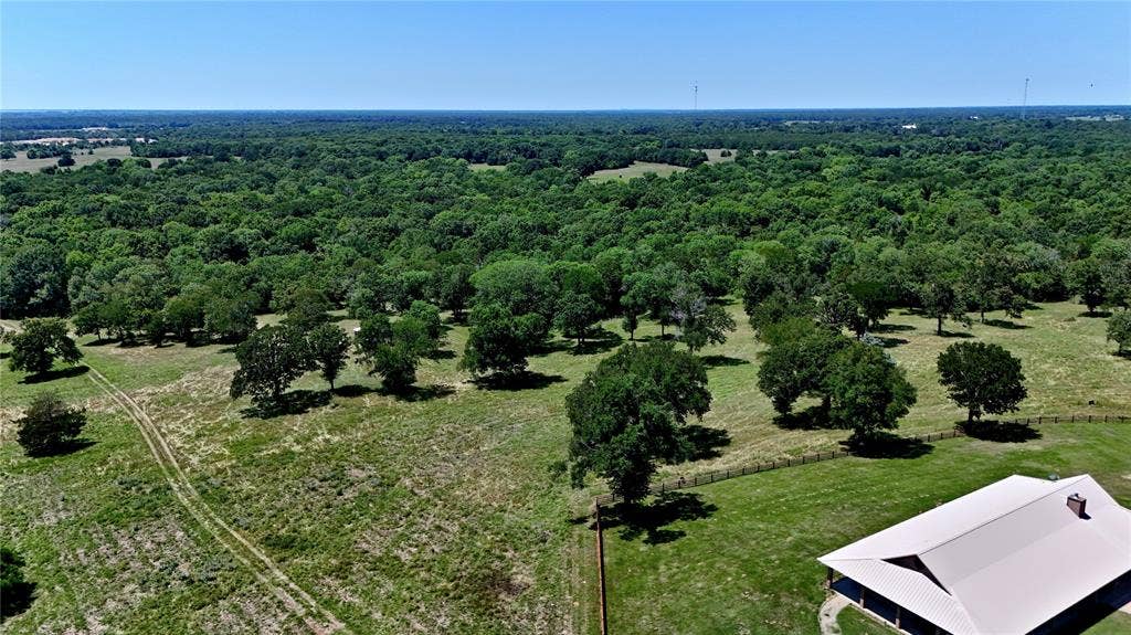 1053 ACR 499, Athens, TX 75751 1053 ACR 499, Athens, TX 75751