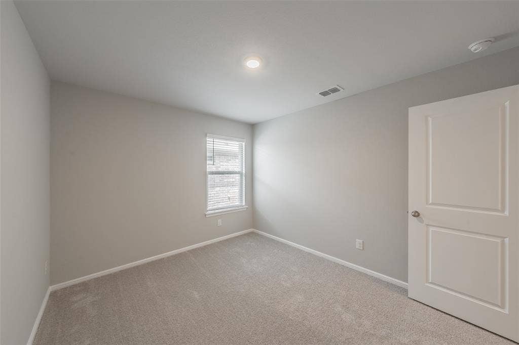 304 Abingdon Street, Azle, TX 76020 304 Abingdon Street, Azle, TX 76020
