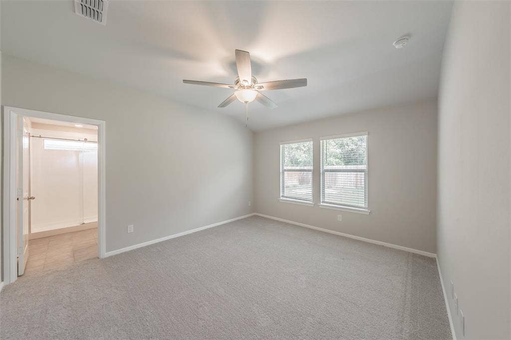 304 Abingdon Street, Azle, TX 76020 304 Abingdon Street, Azle, TX 76020