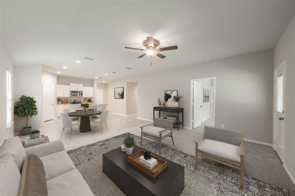 304 Abingdon Street, Azle, TX 76020 Virtually staged