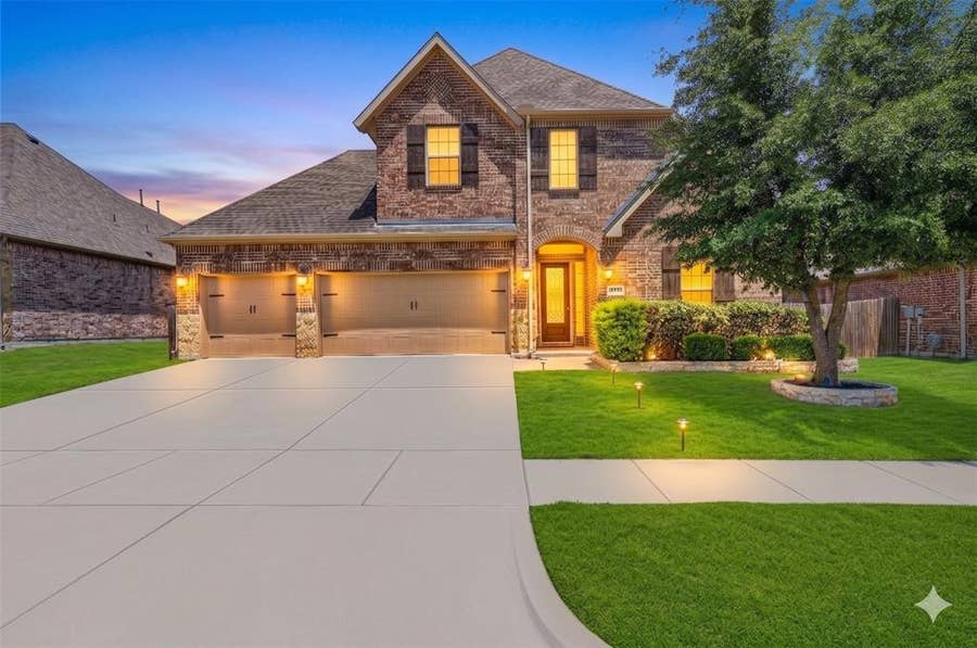 Property photo for 10712 Marble Falls Place, McKinney, TX