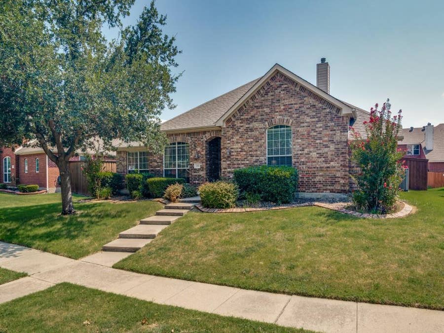 Property photo for 6901 Westover Drive, Rowlett, TX