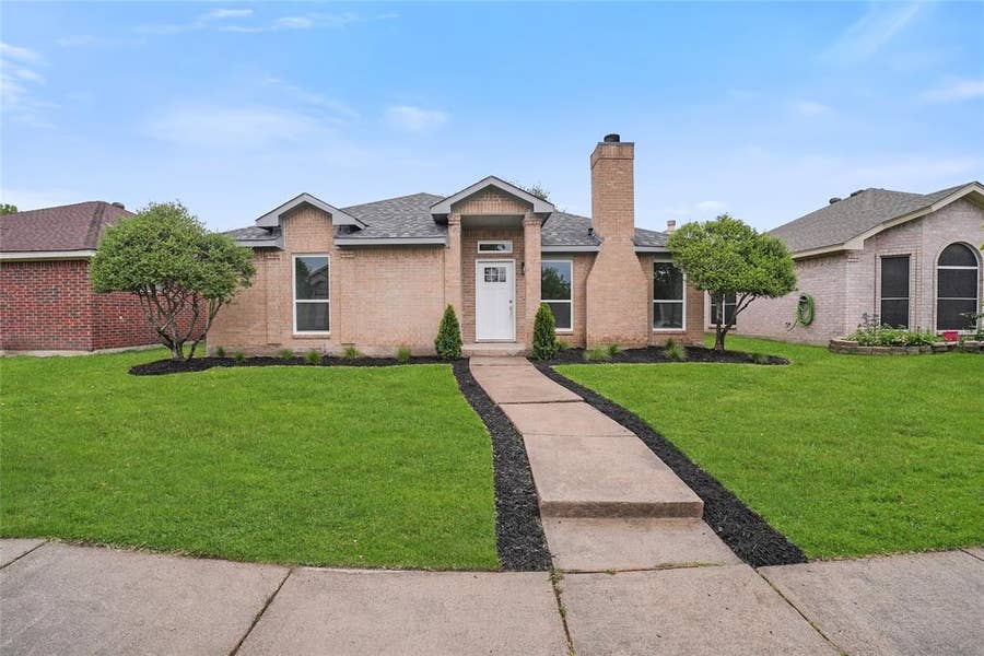 Property photo for 2708 Bent Brook Drive, Mesquite, TX