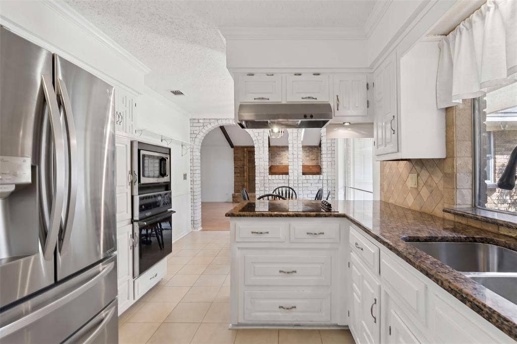 2708 Downing Drive, Plano, TX 75023 2708 Downing Drive, Plano, TX 75023
