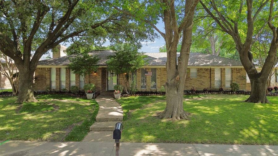 Property photo for 2708 Downing Drive, Plano, TX