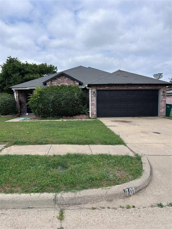 Property photo for 701 King Street, Cedar Hill, TX