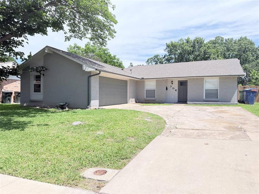 Property photo for 706 Jamestown Drive, Garland, TX