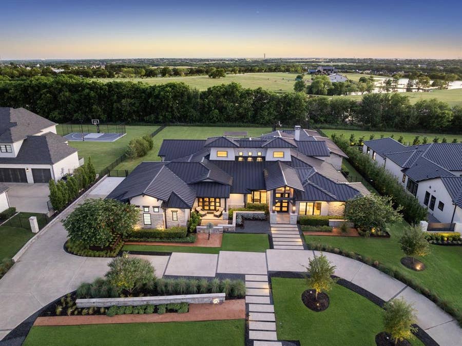 Property photo for 528 Lodge Hill Drive, Heath, TX