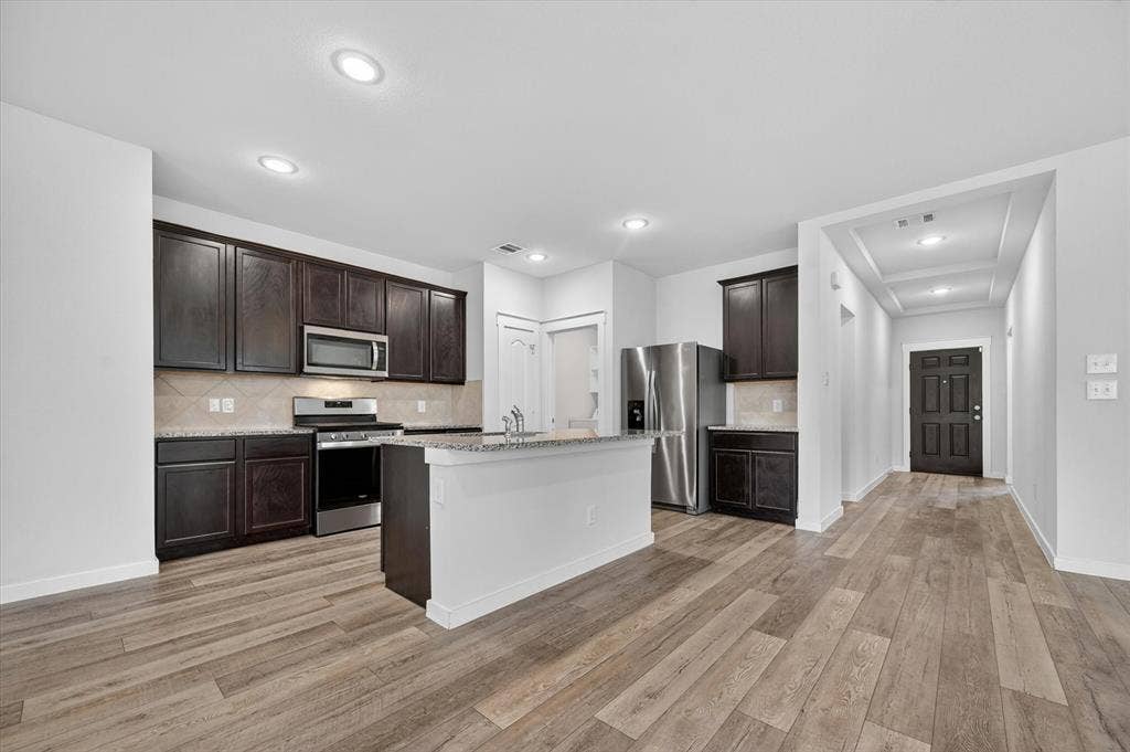 4420 Stockdale Lane, Forney, TX 75126 4420 Stockdale Lane, Forney, TX 75126