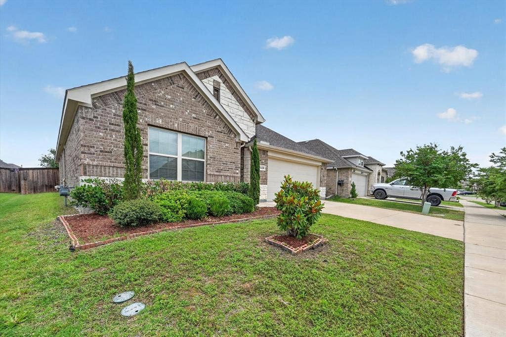4420 Stockdale Lane, Forney, TX 75126 4420 Stockdale Lane, Forney, TX 75126
