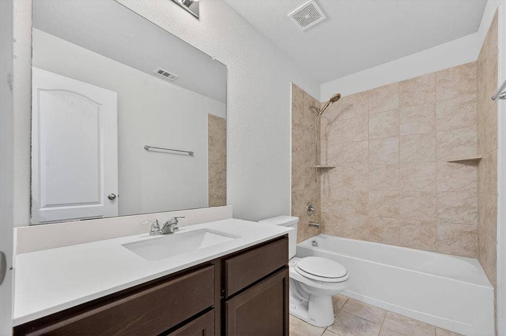 4420 Stockdale Lane, Forney, TX 75126 4420 Stockdale Lane, Forney, TX 75126