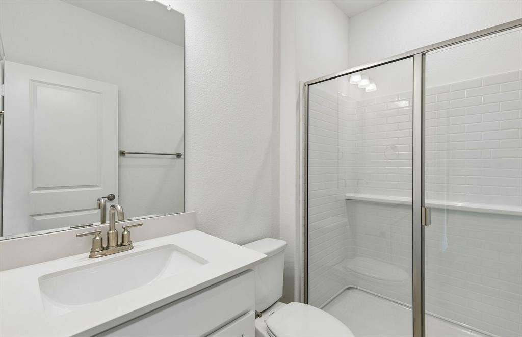 1604 Cydney Lane, Anna, TX 75409 Secondary bath on first level