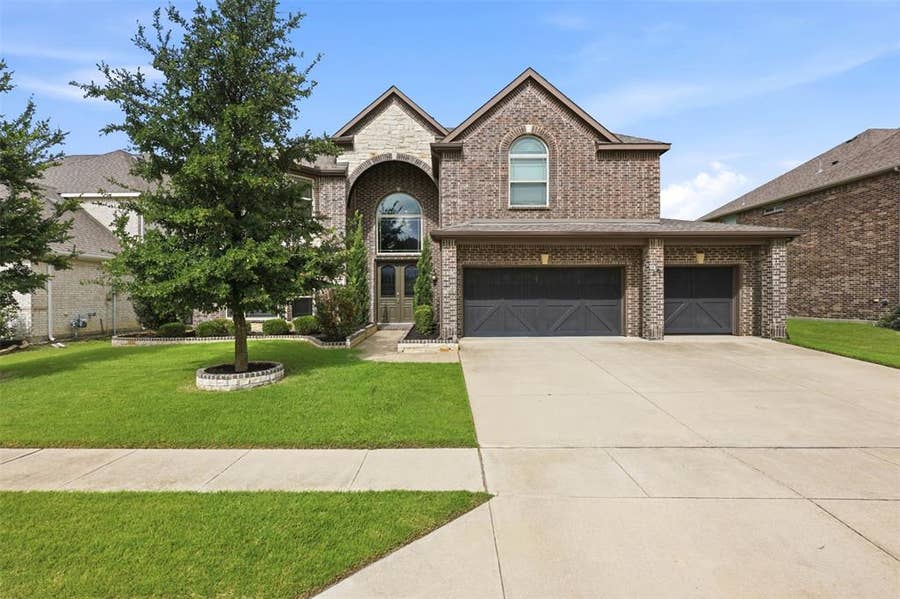 Property photo for 4417 Mineral Creek Trail, Celina, TX