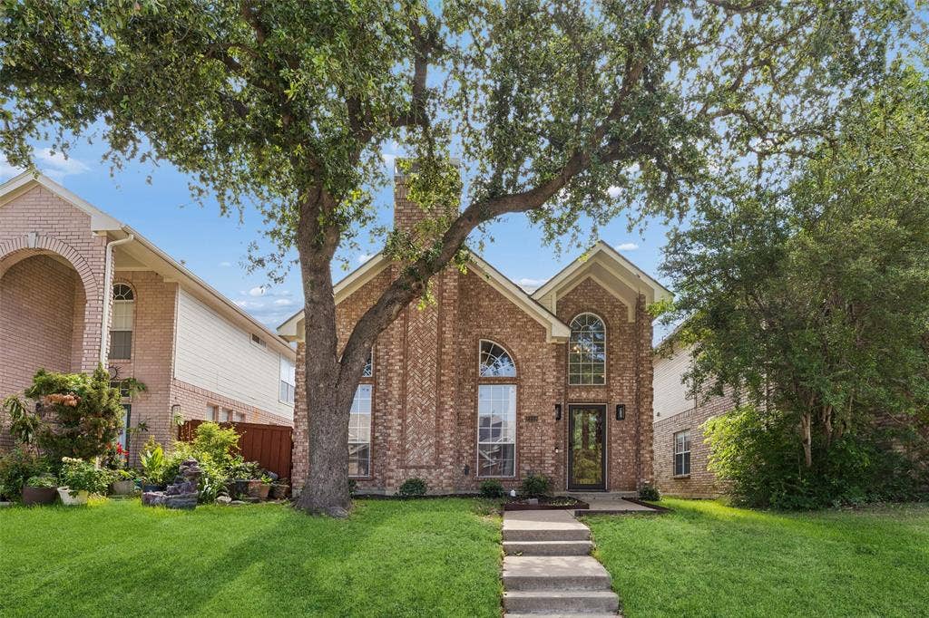 2212 Meadowstone Drive, Carrollton, TX 75006 2212 Meadowstone Drive, Carrollton, TX 75006