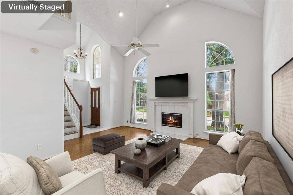 2212 Meadowstone Drive, Carrollton, TX 75006 2212 Meadowstone Drive, Carrollton, TX 75006
