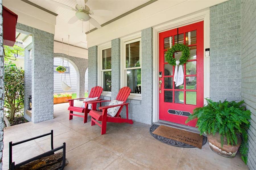 Property photo for 5710 Kenwood Avenue, Dallas, TX
