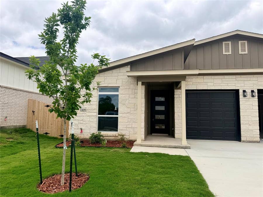 Property photo for 1309 Lone Pine Way, Killeen, TX