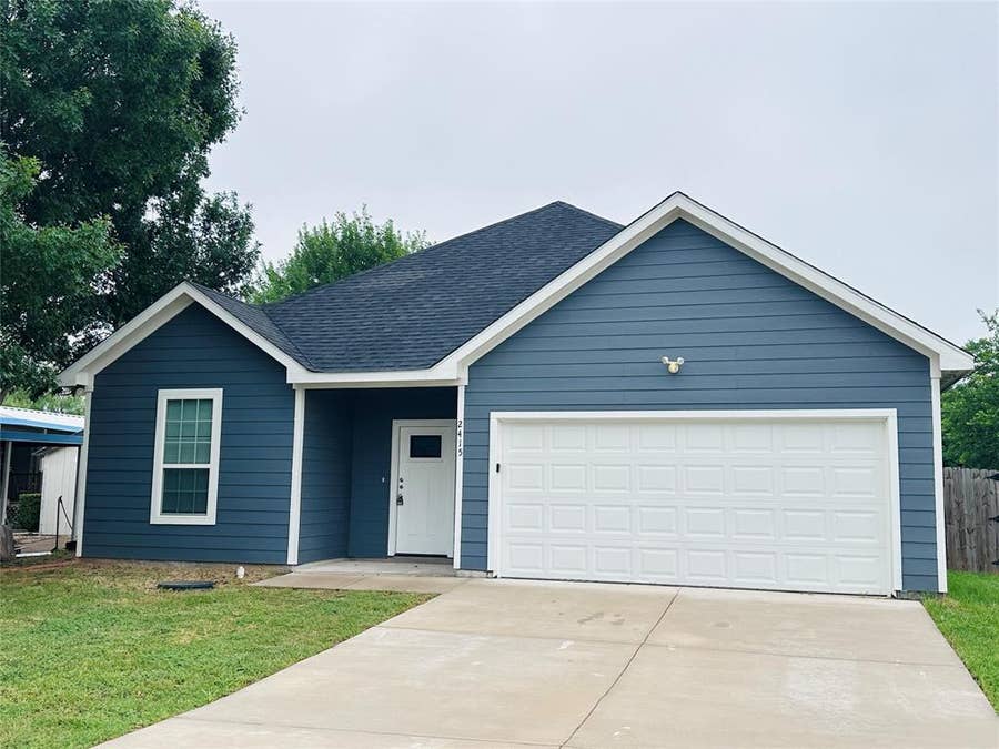 Property photo for 2415 San Gabriel Drive, Granbury, TX