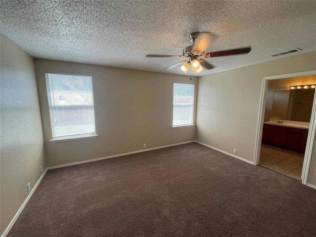 1611 Columbia Drive, Glenn Heights, TX 75154 1611 Columbia Drive, Glenn Heights, TX 75154