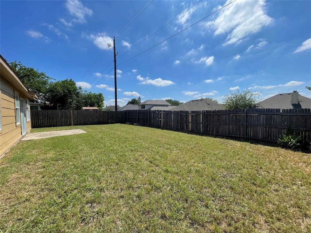 1611 Columbia Drive, Glenn Heights, TX 75154 1611 Columbia Drive, Glenn Heights, TX 75154