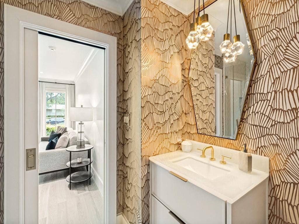 Guest Bathroom