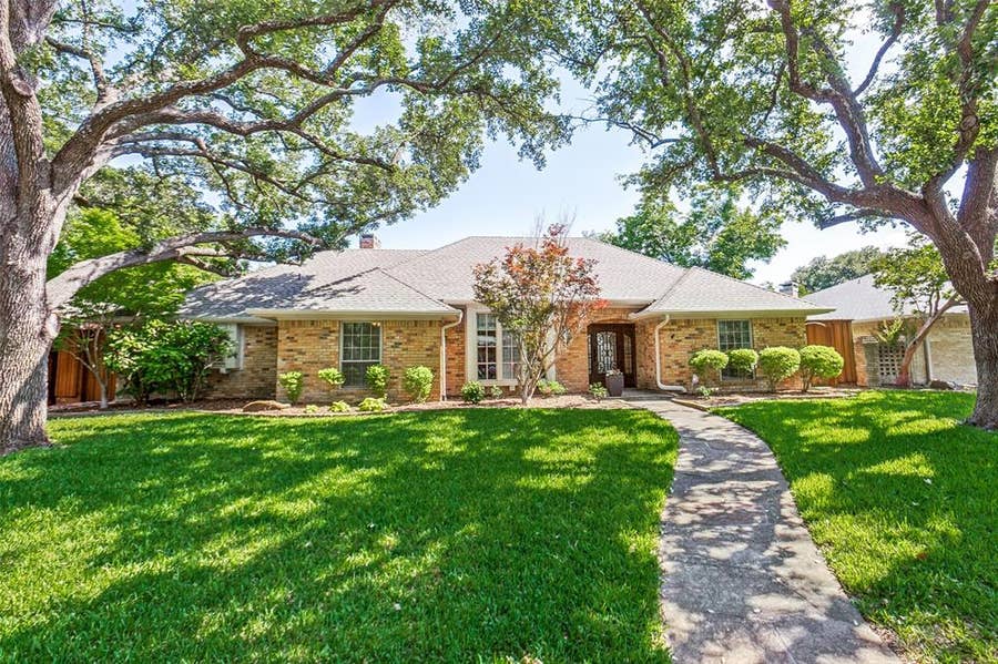 Property photo for 7822 Glenneagle Drive, Dallas, TX
