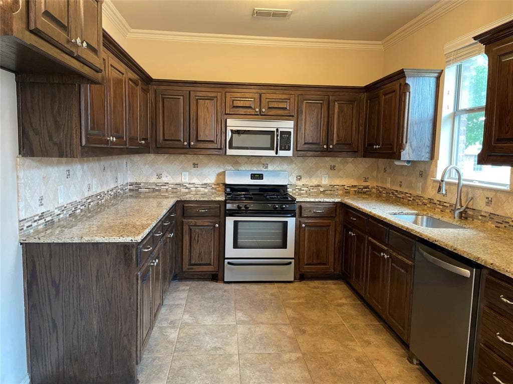 1125 Northwood Lane, Royse City, TX 75189 1125 Northwood Lane, Royse City, TX 75189