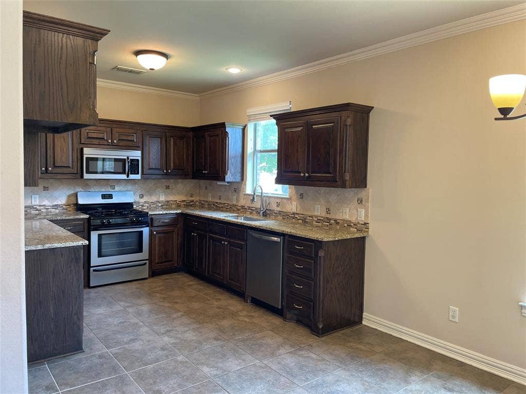 1125 Northwood Lane, Royse City, TX 75189 1125 Northwood Lane, Royse City, TX 75189