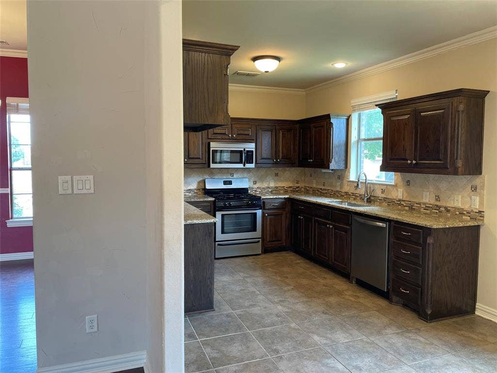 1125 Northwood Lane, Royse City, TX 75189 1125 Northwood Lane, Royse City, TX 75189