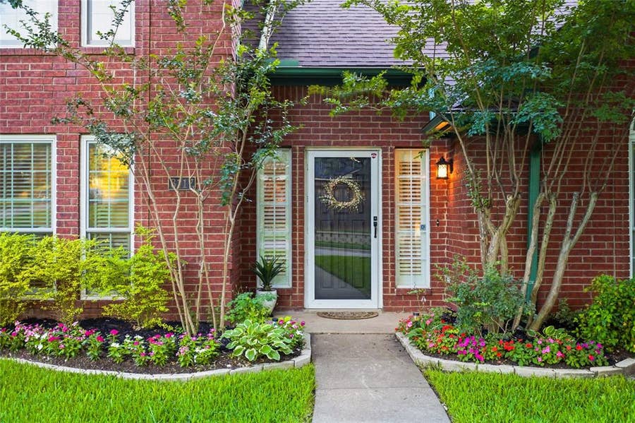 Property photo for 6117 Kittyhawk Drive, Rowlett, TX