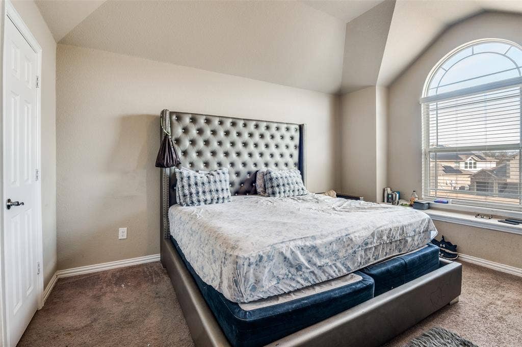 3449 Ava Drive, Midlothian, TX 76065 3449 Ava Drive, Midlothian, TX 76065