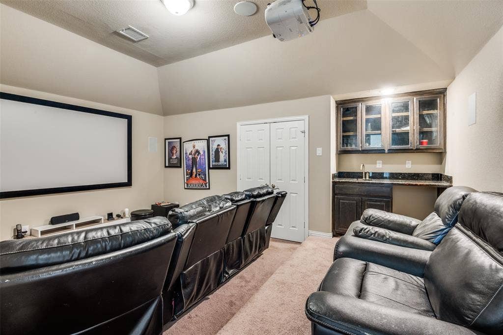 3449 Ava Drive, Midlothian, TX 76065 3449 Ava Drive, Midlothian, TX 76065