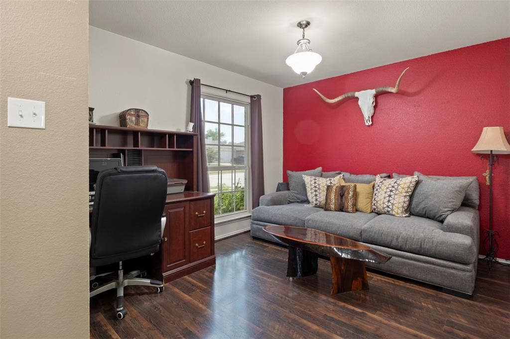 1303 Feather Crest Drive, Krum, TX 76249