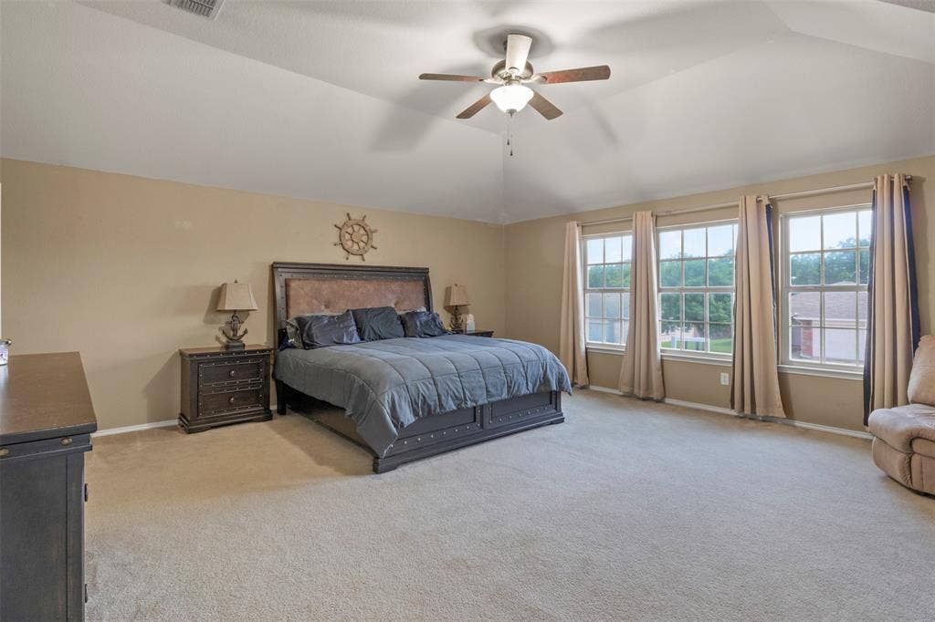 1303 Feather Crest Drive, Krum, TX 76249