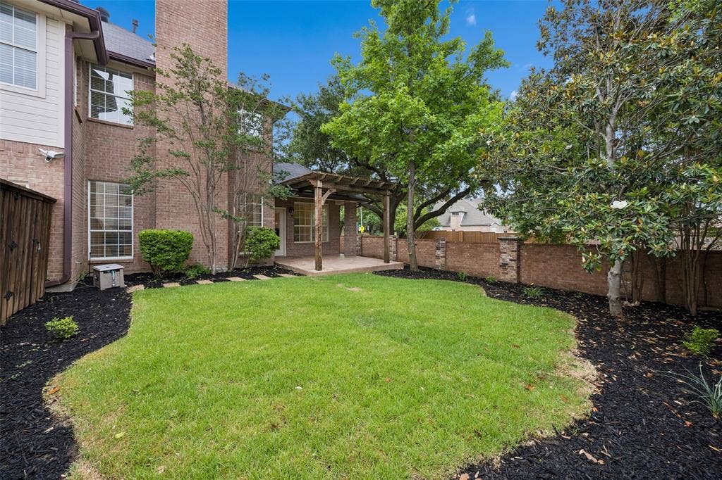 2701 Oates Drive, Plano, TX 75093 2701 Oates Drive, Plano, TX 75093
