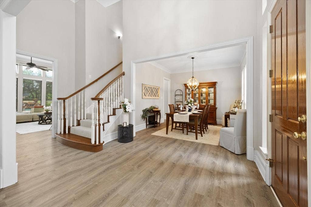 621 Liechty Court, Heath, TX 75032 Attention to detail is obvious in every room!