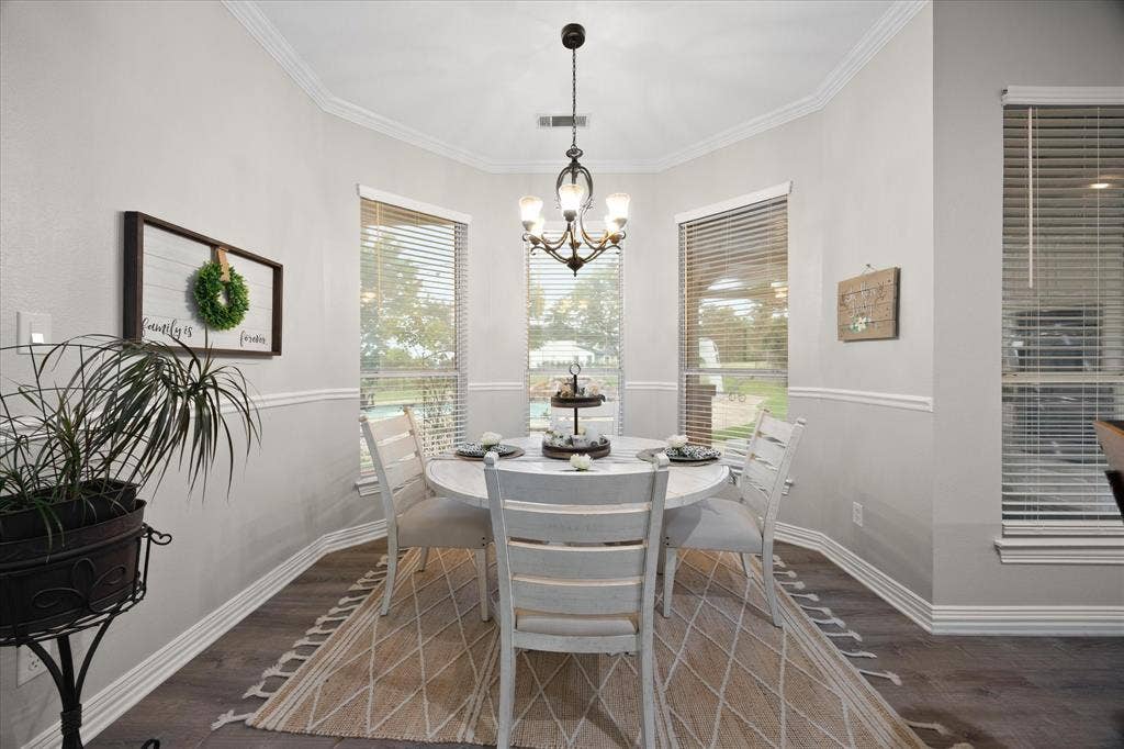 621 Liechty Court, Heath, TX 75032 Beautifully detailed dining area includes breathtaking views of pool and golf course
